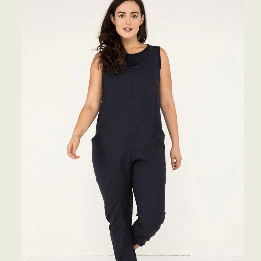 Elizabeth Suzann Clyde Jumpsuit in Navy Linen Size XS-R